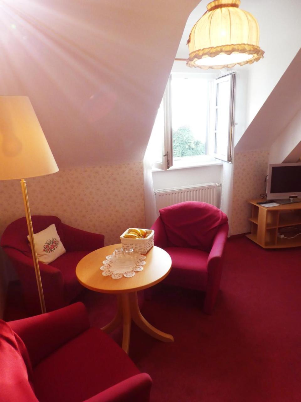 ホテルSeehaus Wellenhof ハーグナウ エクステリア 写真